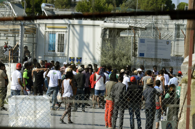 Κατεστάλη η εξέγερση στη Μόρια – Δεν υπάρχουν τραυματίες