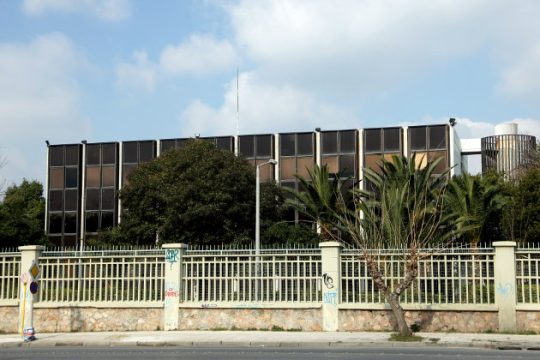 Γιατί το παράλληλο σύστημα πληρωμών ερίζει τόσο;