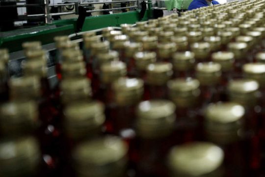 Κατάσχεση 5.000 λίτρων τσικουδιάς στο Ηράκλειο