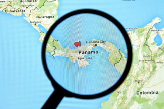 Χιλιάδες Γερμανοί εμπλέκονται στα Panama Papers