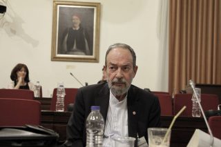 Κοινωφελές απ’ έξω, ιδιωτικό από μέσα
