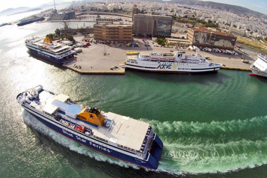 Στον πάγο η ΣΣΕ της ακτοπλοΐας