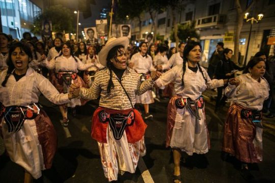 Χάρη στον δικτάτορα για… χάρη της καρέκλας;