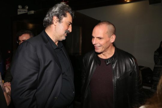 Ο Παύλος, ο Γιάνης και τα μέσα της διαπλοκής
