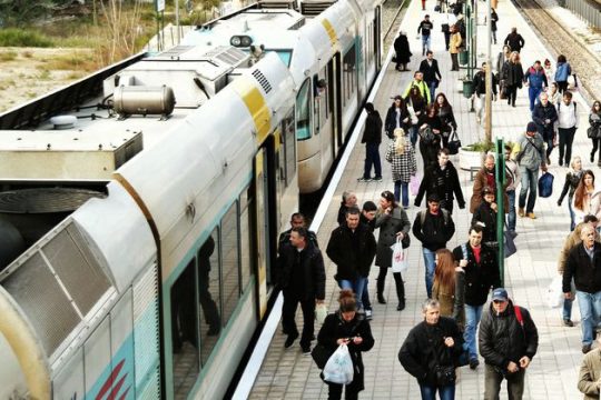 Αλλάζει ριζικά ο προαστιακός