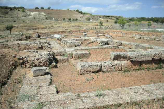 Φως σταδίου στην αρχαία Σικυώνα