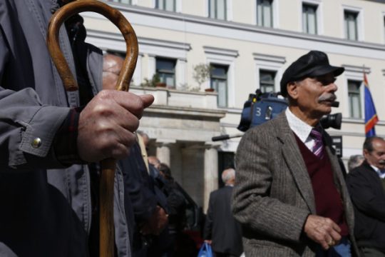 Εγκρίθηκε η διάθεση ποσού 27,5 εκατ. ευρώ για την καταβολή του ΕΚΑΣ Ιουλίου