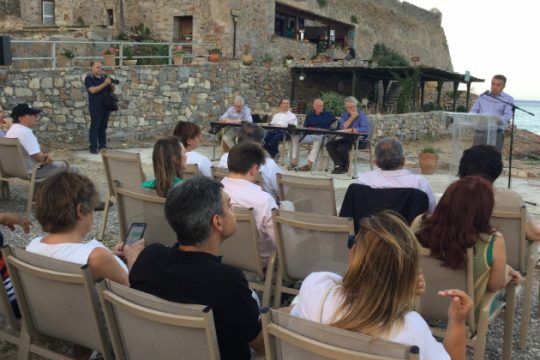 Ο Παπανδρέου επιστρέφει στην Ελούντα για το Συμπόσιο Σύμης