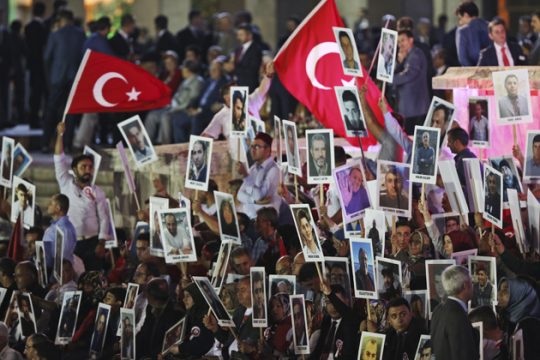 Η Τουρκία ξεκίνησε μάχες δι’ «αντιπροσώπων» με τις πολιτοφυλακές των Κούρδων