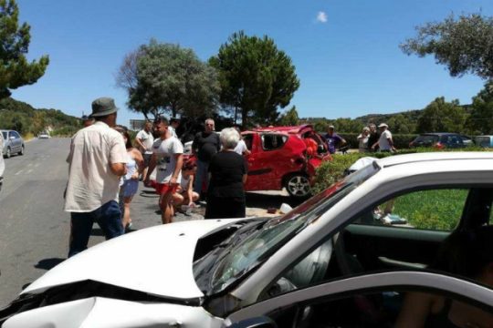 Χανιά: Τροχαίο με εγκλωβισμό οδηγού