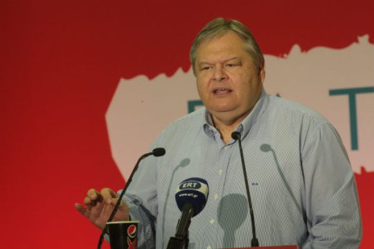 Βενιζέλος: Ο ΣΥΡΙΖΑ κάνει τη χώρα Κολομβία
