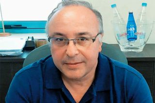 ZAROS A.E. – Από την Ιδη στην κορυφή της Γης