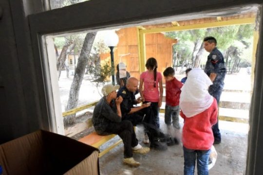 Παιδιά σε κελιά