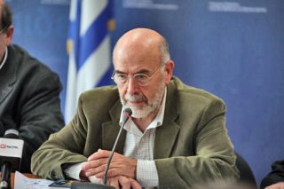 Ποιοτική εκπαίδευση και όχι επέκταση της υποχρεωτικής