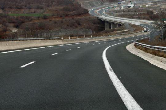 Για να μην χάνει το δρόμο του ο… Μπάμπης