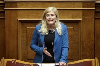 Άλλη μία αποχώρηση από ΣΥΡΙΖΑ προς το κόμμα Τσίπρα: Αποχώρησε η Ελένη Αυλωνίτου