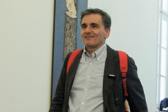 Κατηγορηματική διάψευση στα περί μετακίνησης Τσακαλώτου
