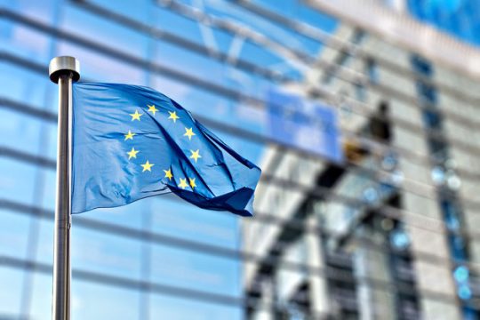 Και η Κομισιόν… ενοχλήθηκε