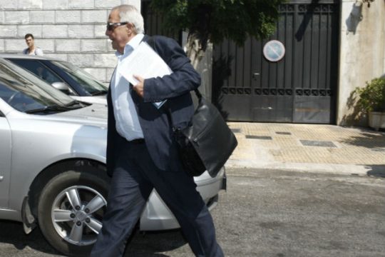 Επαφές Φλαμπουράρη με τους πρέσβεις των ΗΠΑ και της Κίνας