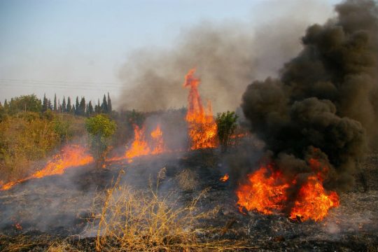 Στη μάχη με τα πύρινα μέτωπα