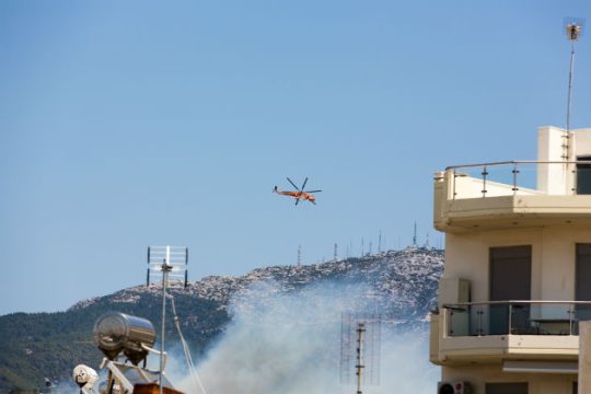 Δεκάδες πυρκαγιές κλήθηκε να αντιμετωπίσει η πυροσβεστική
