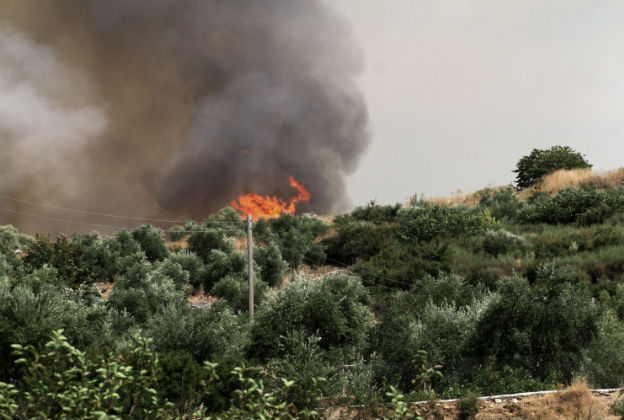Χωρίς ενεργό μέτωπο οι φωτιές της χώρας