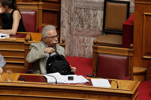 Διά… πυρών και ασύλου