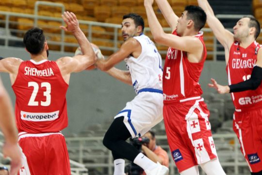 Προβλημάτισε η εθνική κόντρα στη Γεωργία