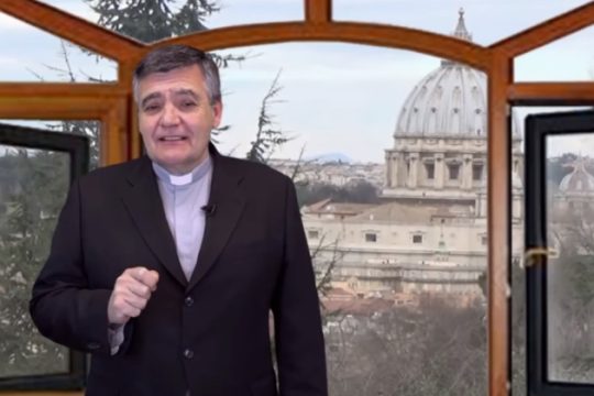 Ο ιεροκύρηκας του αντικομμουνισμού