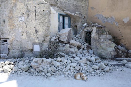 Σεισμός και η αιώνια πληγή των αυθαιρέτων