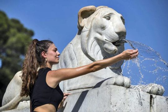Μια καυτή εικόνα από το μέλλον