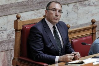 Porta porta προς την Ακροδεξιά