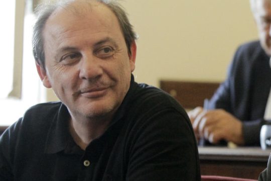 «Το πουλί του Παπαδόπουλου στο πέτο»