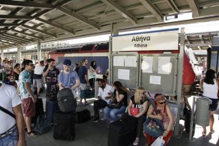 Στη Δυτική Αττική έφτασε ο προαστιακός
