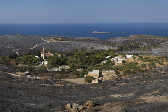 Έρευνα για τα αίτια της πυρκαγιάς στα Κύθηρα
