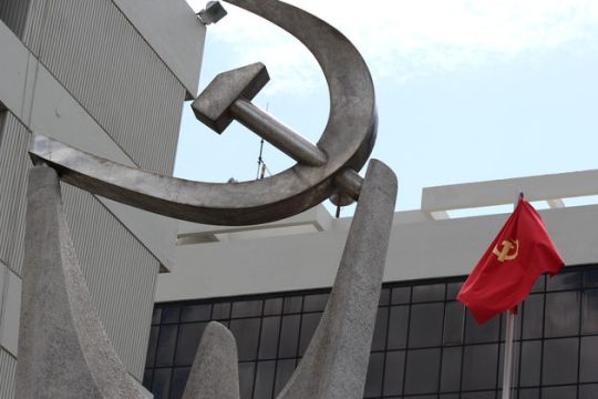 «Διαστρεβλώνουν την ιστορική αλήθεια»