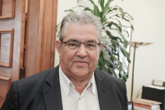 «Aνέκδοτο να καταγγέλλει ο Τσίπρας εργασιακό μεσαίωνα»