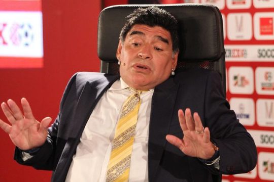 «Στρατιώτης» της μπολιβαριανής επανάστασης δηλώνει ο Μαραντόνα