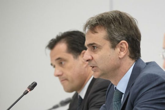 Δέσμιος του Αδωνη