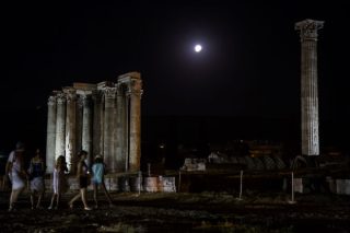 Eντυπώσεις από το φως της σελήνης