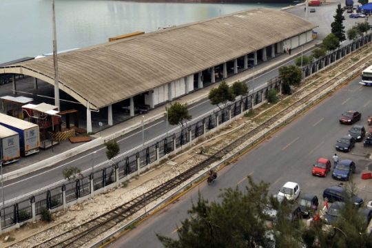 Ένας νεκρός από κατάρρευση οροφής στο παλιό λιμάνι της Πάτρας