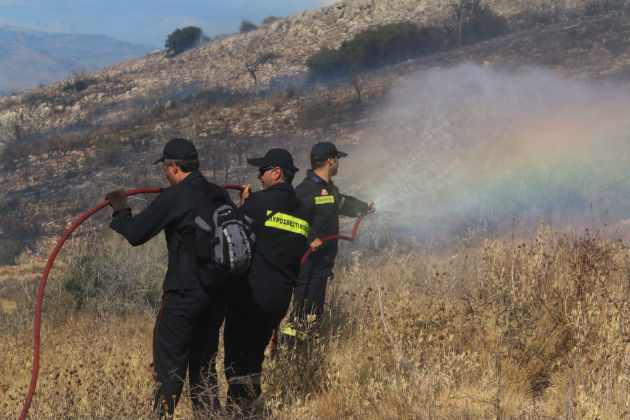 «Απαράδεκτη η άρνηση επιβίβασης των πυροσβεστών»