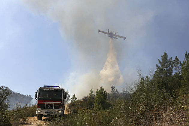 Η Πορτογαλία αντιμέτωπη με 210 μέτωπα φωτιάς