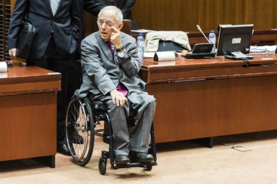 Θα παραμείνει ο Σόιμπλε υπουργός Οικονομικών;