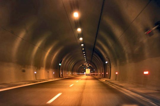 Χαμένα εκατομμύρια στο… βάθος των τούνελ
