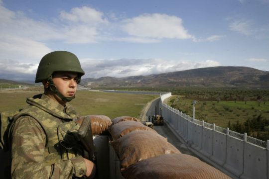 Τείχος με το Ιράν χτίζει η Τουρκία