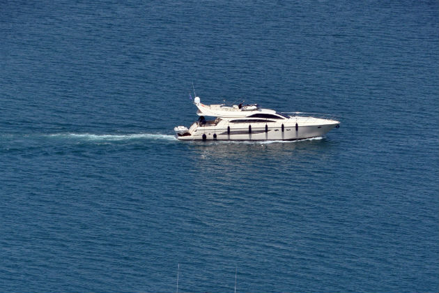Ηλεκτροπληξία 23χρονου μέσα σε σκάφος