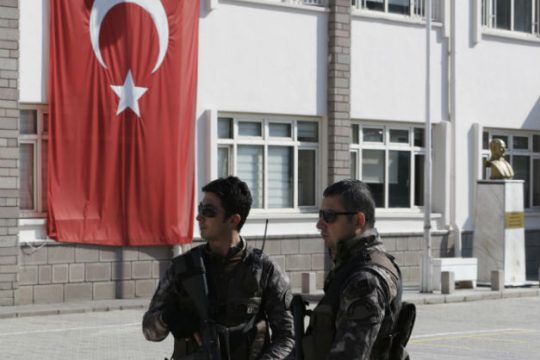 Διορία στην Άγκυρα για την αποφυλάκιση δημοσιογράφου