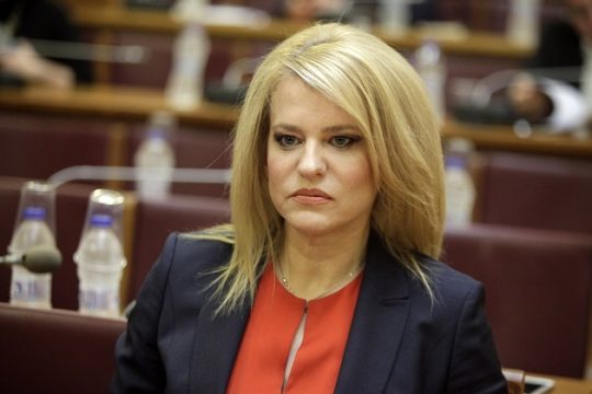 Οι προσωπικές κρίσεις να μη γίνουν κρίσεις θεσμών