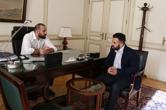 «Προτεραιότητα η έξοδος από το Μνημόνιο χωρίς νέες επιβαρύνσεις»